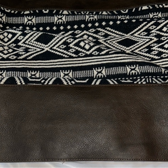 Thirty One Jewel Boho Aztec Rio Weave Reversable Tote Bag - Picture 6 of 9